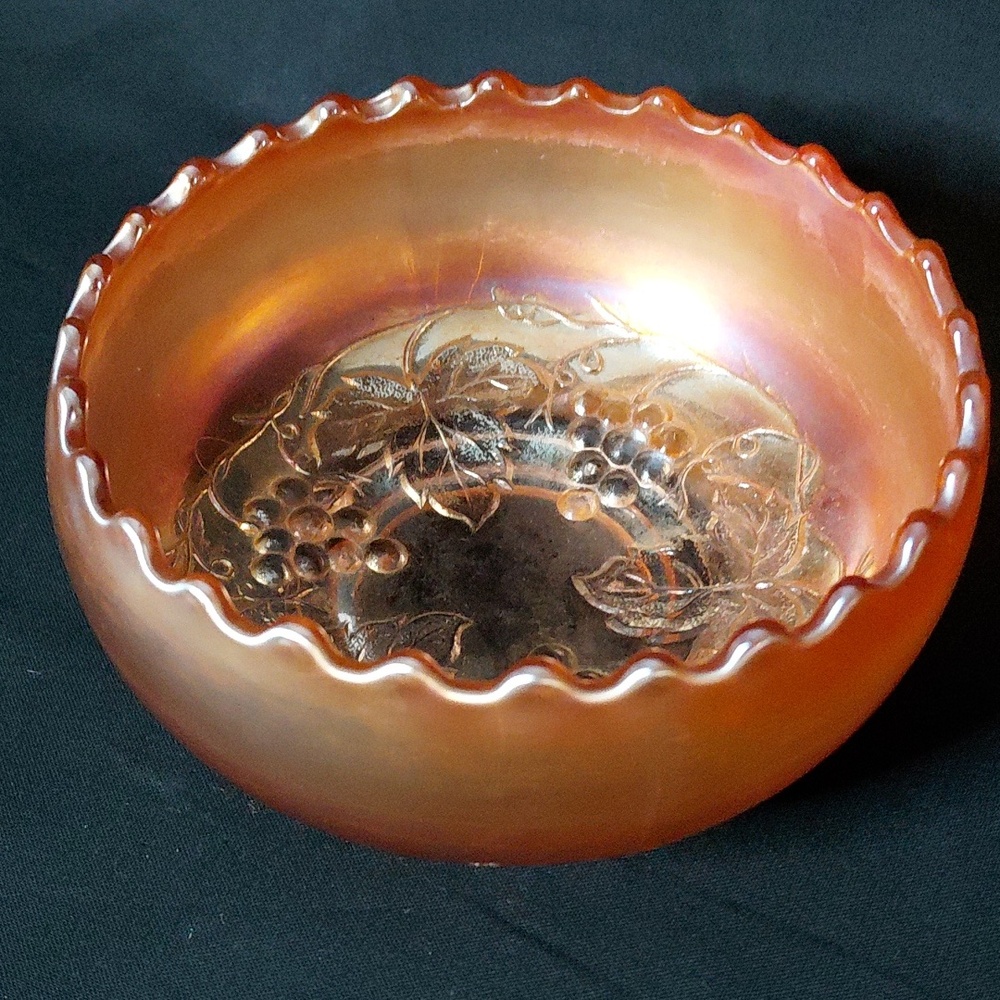 Dugan Carnival Glass Nut Bowl "Golden Grapes"